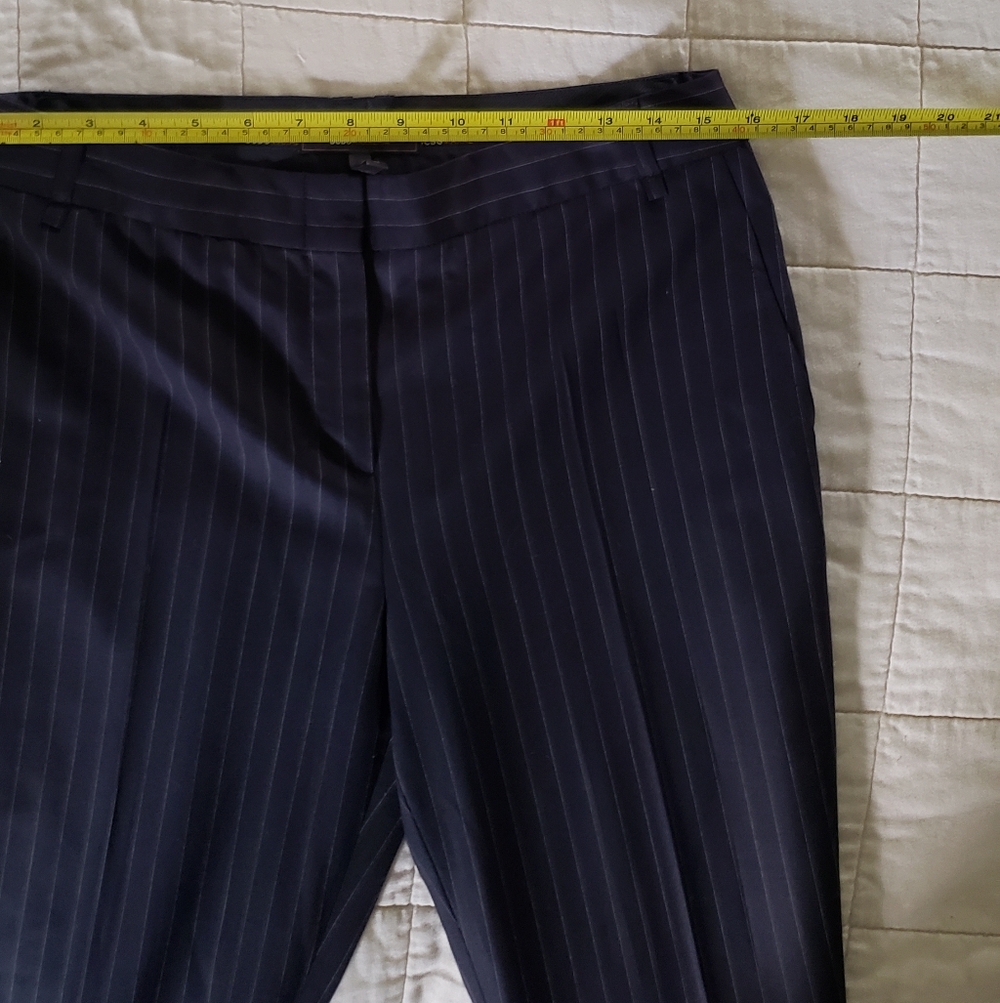BCBGMaxazria Wool Wide Leg Trouser Pinstripe Dress Pants Size 8 Black - Picture 8 of 10